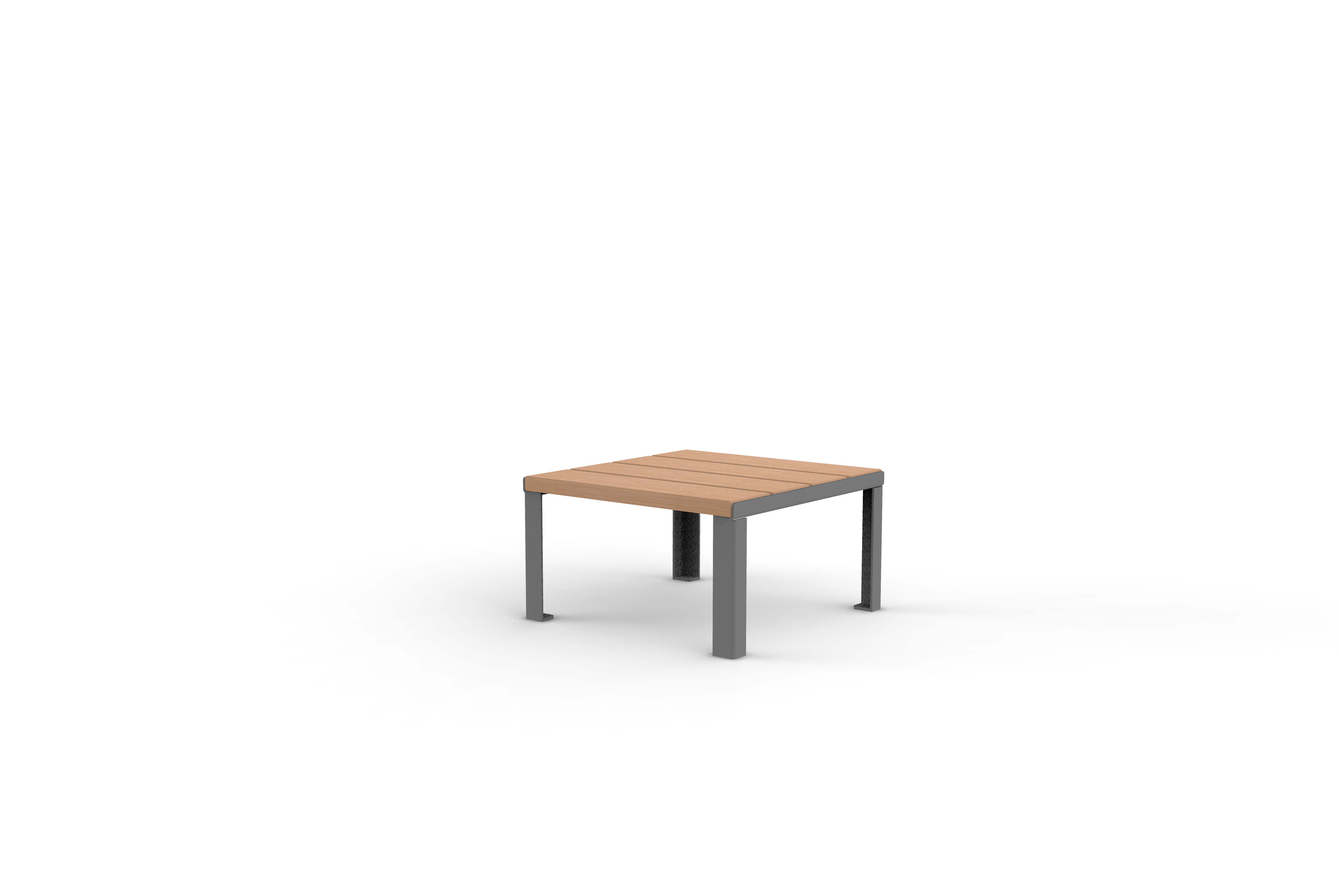 Ein kleiner quadratischer Beistelltisch mit Holzplatte und Metallbeinen auf weißem Hintergrund