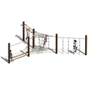 Structure d'escalade d'aire de jeux avec des enfants grimpant sur des cordes et des filets
