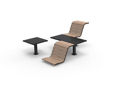 Geschwungene Outdoor-Sitzbank mit Tisch in modernem Design auf weißem Hintergrund