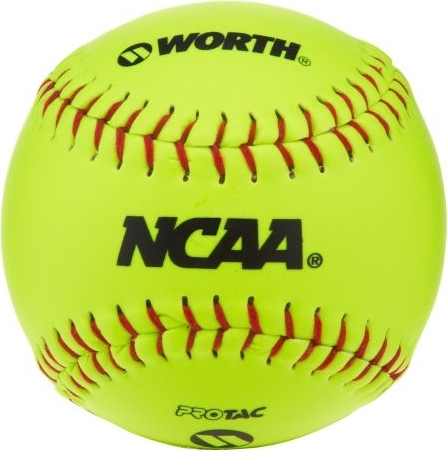 Ein neongelber Softball mit roten Nähten und NCAA-Logo