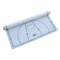 Ausgerollte Basketball-Taktiktafel auf weißem Hintergrund