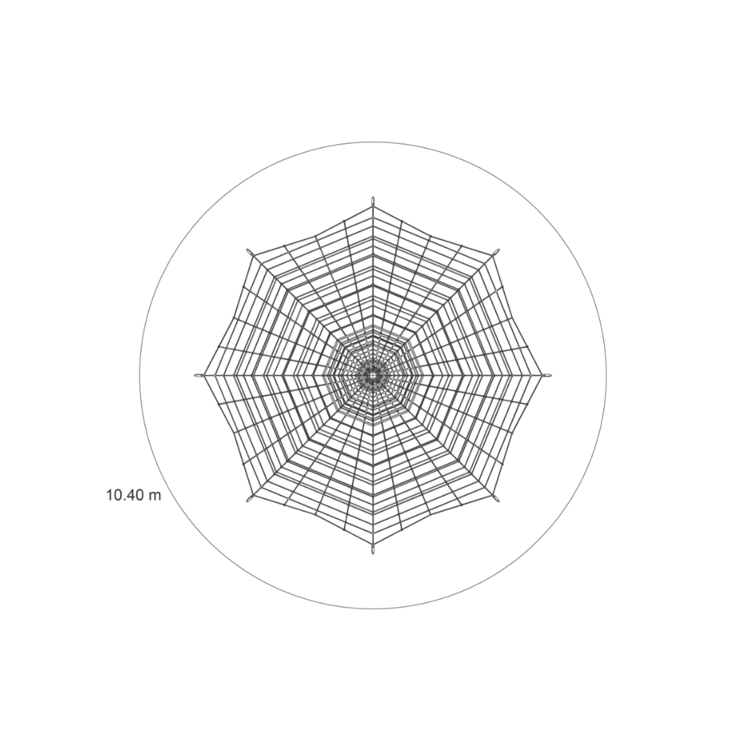 Vue en plan de la pyramide à grimper type 550-95 de Ullman avec plancher en filet, structure complexe de filets à cordes Hercules et zone d'escalade de 10,40 m pour aire de jeux