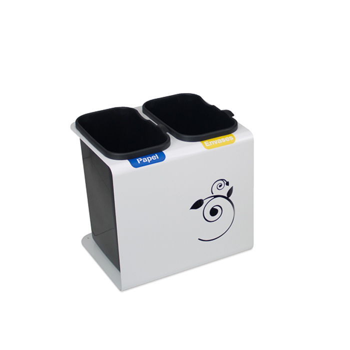 Une double poubelle élégante avec des compartiments séparés pour le papier et les emballages, étiquetée avec des autocollants bleus et jaunes.