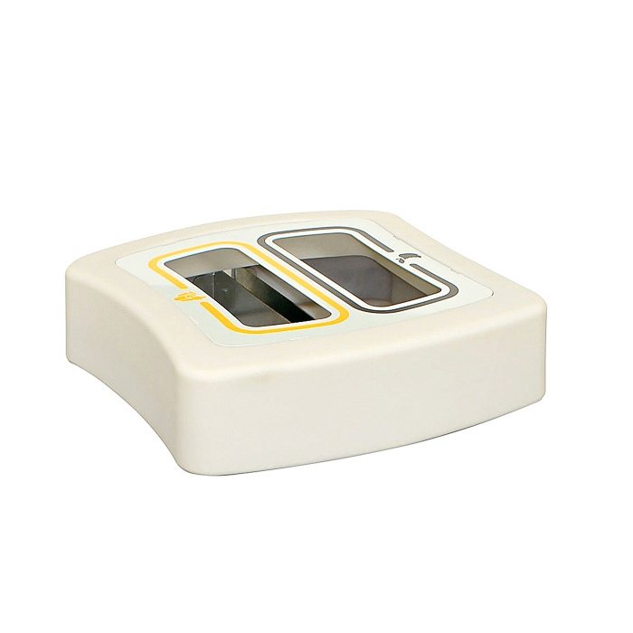 Ein weißer Mehrzweck-Toaster mit zwei Schlitzen und modernem Design